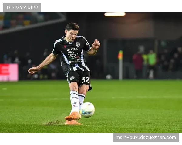 罗马1-0客胜乌迪内斯，埃尔莫索复出加固后防出球体系