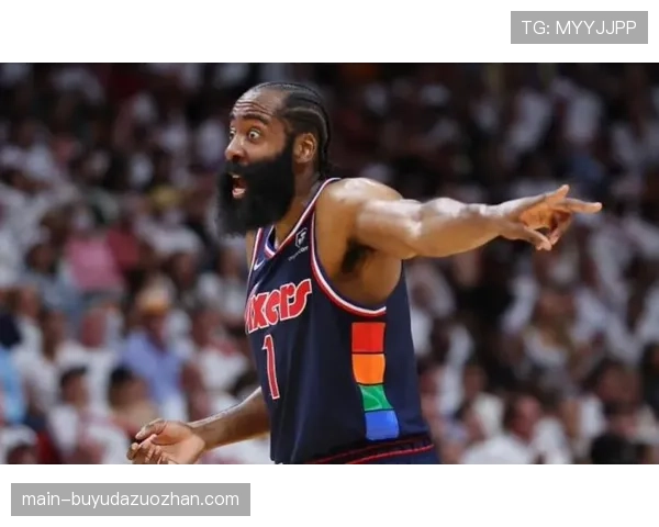 评论：季后赛身体对抗尺度引热议，裁判统一执法标准成当务之急